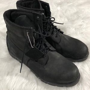 Black Timberlands Size 9.5 decent condition